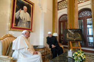 4-Apostolic Journey to the Kingdom of Bahrain: Meeting with the Members of the Muslim Council of Elders  