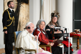 13-Viaje apostólico a Canadá: Encuentro con las autoridades civiles, los representantes de los pueblos indígenas y el Cuerpo Diplomático