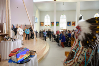 1-Viaggio Apostolico in Canada: Incontro con le popolazioni indigene e con i membri della Comunità Parrocchiale 