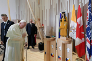 10-Viaje apostólico a Canadá: Encuentro con los pueblos indígenas y los miembros de la comunidad parroquial