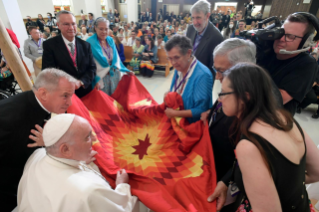 13-Viaggio Apostolico in Canada: Incontro con le popolazioni indigene e con i membri della Comunità Parrocchiale 