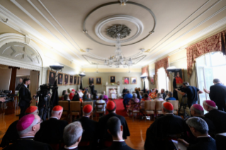 5-Viaggio Apostolico in Canada: Incontro con una Delegazione di Indigeni presenti in Québec  