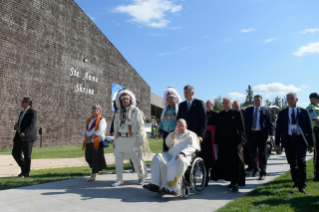 6-Viaje apostólico a Canadá: Participación en la peregrinación al Lago de Santa Ana y Liturgia de la Palabra