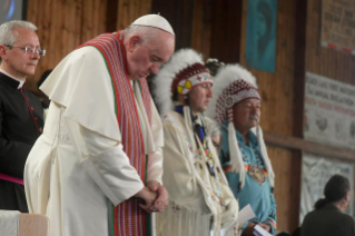 16-Viaje apostólico a Canadá: Participación en la peregrinación al Lago de Santa Ana y Liturgia de la Palabra