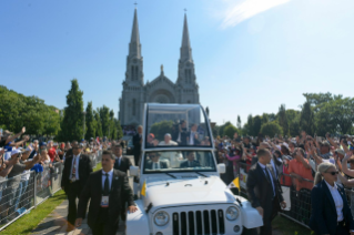 0-Apostolic Journey to Canada: Holy Mass