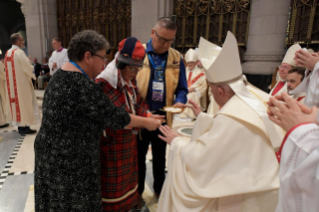 11-Apostolic Journey to Canada: Holy Mass