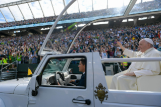 15-Voyage apostolique au Canada : Sainte Messe