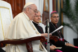 11-Viaje apostólico a Kazajistán: Encuentro con los obispos, sacerdotes, diáconos, consagrados, seminaristas y agentes pastorales