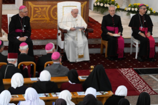 18-Viaje apostólico a Kazajistán: Encuentro con los obispos, sacerdotes, diáconos, consagrados, seminaristas y agentes pastorales