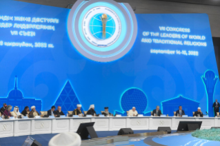 2-Voyage Apostolique au Kazakhstan : Ouverture et Session Plénière du "VIIe Congrès des leaders des religions mondiales et traditionnelles