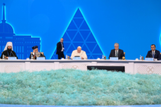 13-Viagem Apostólica ao Cazaquistão: Abertura e Sessão Plenária do "VII Congress of Leaders of World and traditional Religions" 