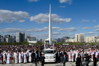 2-Apostolic Journey to Kazakhstan: Holy Mass