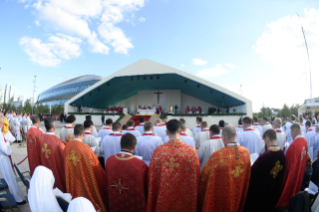 16-Viaje apostólico a Kazajistán: Santa Misa