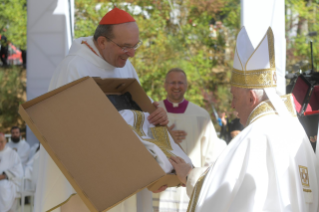 0-Pastoralbesuch in L'Aquila: Angelus und  Ritus der Öffnung der Heiligen Pforte