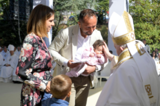 12-Pastoralbesuch in L’Aquila: Heilige Messe