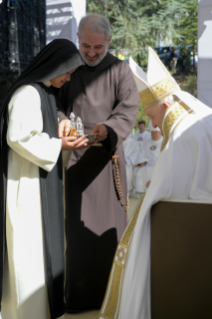 13-Pastoralbesuch in L’Aquila: Heilige Messe