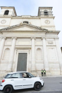 0-Visite pastorale à L’Aquila : Le Saint-Père adresse un salut aux familles des victimes, aux autorités et aux citoyens présents sur la Piazza