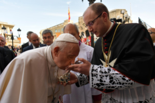 1-Viaje apostólico a Malta: Visita a la Gruta de San Pablo