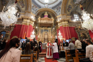8-Viaje apostólico a Malta: Visita a la Gruta de San Pablo
