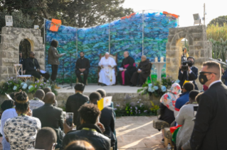 9-Voyage apostolique à Malte : Rencontre avec les migrants