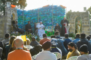 12-Voyage apostolique à Malte : Rencontre avec les migrants