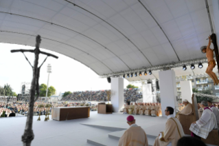 11-Pastoral Visit to Matera for the conclusion of the 27th National Eucharistic Congress: Eucharistic Concelebration