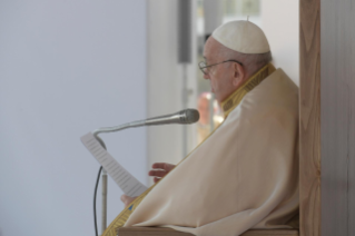 15-Visita Pastoral a Matera por ocasião da conclusão do 27° Congresso Eucarístico Nacional - Concelebração Eucarística