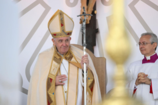 4-Visita pastoral a Matera para la clausura del 27 Congreso Eucarístico Nacional: Ángelus