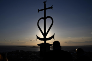 17-Apostolic Journey to Marseille: Moment of Reflection with Religious Leaders near the Memorial dedicated to sailors and migrants lost at sea 