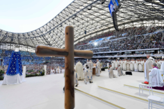 14-Apostolic Journey to Marseille: Holy Mass 