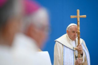 15-Apostolic Journey to Marseille: Holy Mass 