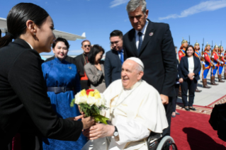 4-Viaje apostólico a Mongolia: Ceremonia de despedida