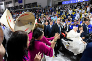 0-Apostolic Journey to Mongolia: Holy Mass  