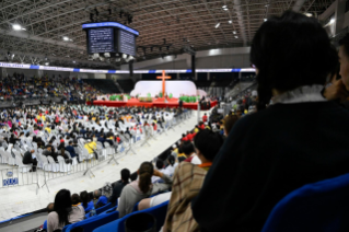 31-Apostolic Journey to Mongolia: Holy Mass  