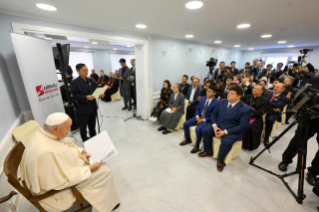 4-Viaje apostólico a Mongolia: Encuentro con los operadores de la caridad e inauguración de la Casa de la Misericordia