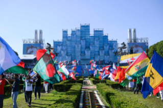 17-Viaje apostólico a Portugal: Ceremonia de acogida