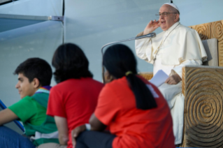 31-Apostolic Journey to Portugal: Welcome Ceremony 