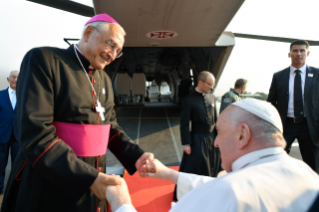 7-Viaggio Apostolico in Portogallo: Preghiera del Santo Rosario con i giovani ammalati  