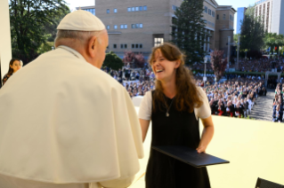 10-Voyage apostolique au Portugal : Rencontre avec les jeunes universitaires