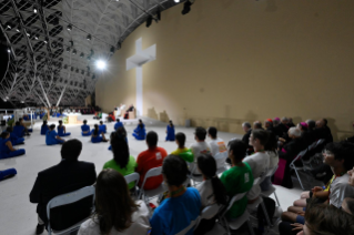 15-Voyage apostolique au Portugal : Veillée avec les jeunes 