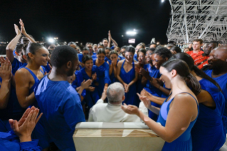25-Voyage apostolique au Portugal : Veillée avec les jeunes 