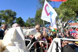 7-Voyage apostolique au Portugal : Chemin de Croix avec les jeunes 