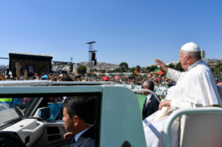 1-Voyage apostolique au Portugal : Rencontre avec les volontaires des JMJ 