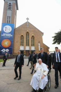 26-Viaggio Apostolico nella Repubblica Democratica del Congo: Incontro di preghiera con i Sacerdoti, i Diaconi, i Consacrati, le Consacrate e i Seminaristi 