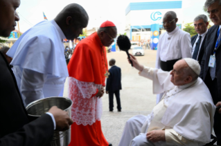 13-Voyage apostolique en République démocratique du Congo : Rencontre de prière avec les prêtres, les diacres, les personnes consacrées et les séminaristes