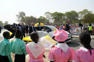 9-Viaje apostólico a Sudán del Sur: Encuentro con los obispos, sacerdotes, religiosos y religiosas, seminaristas 