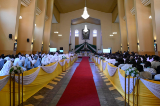 16-Viaje apostólico a Sudán del Sur: Encuentro con los obispos, sacerdotes, religiosos y religiosas, seminaristas 