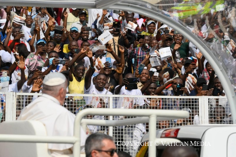 El Papa, con los jóvenes de Kinshasa