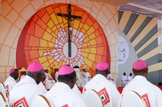 1-Apostolic Journey to the Democratic Republic of Congo: Holy Mass 