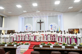 12-Viagem Apostólica à República Democrática do Congo: Encontro com os Bispos 